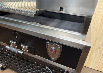 morne-swart-design-fabrication-stainless-steel-braais-custom-furniture-argentinian-asado-gallery--2