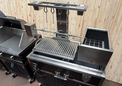 morne-swart-design-fabrication-stainless-steel-braais-custom-furniture-argentinian-asado-gallery--3