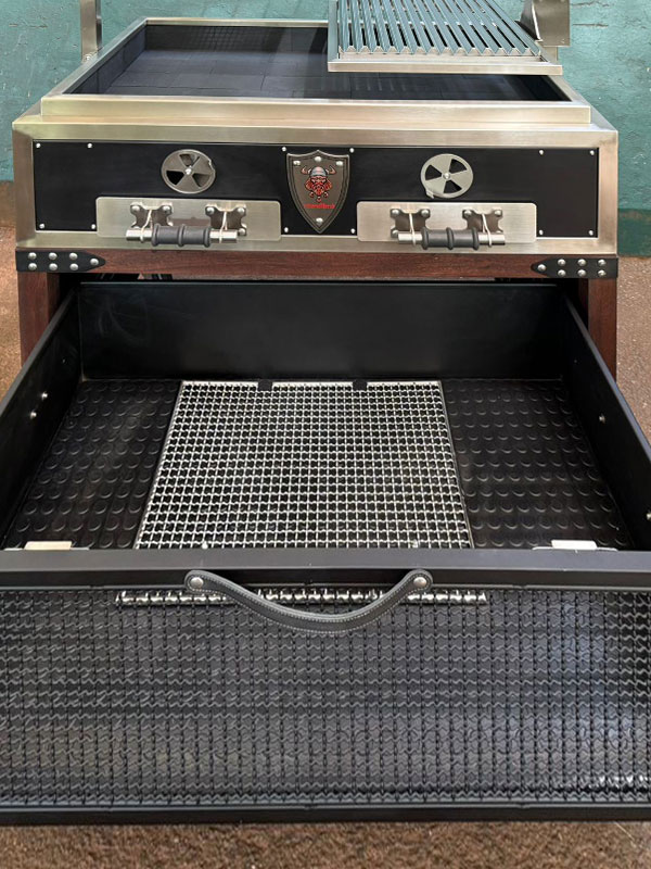 morne-swart-design-manufacture-furniture-braai--double-wheel-argentinian-grill-2