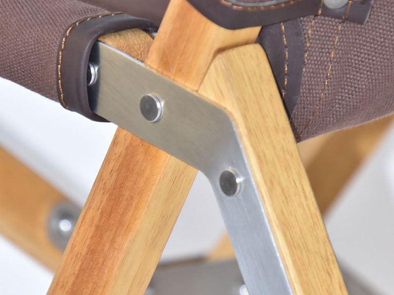 morne-swart-design-manufacture-furniture-braai--return-of-the-red-camp-chair-hero-3